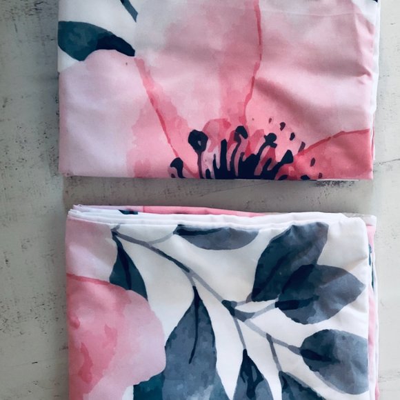 Deny Designs Pink, Black & Grey Floral Duvet Cover & Sham Set, Queen, Brand New! - Picture 5 of 6